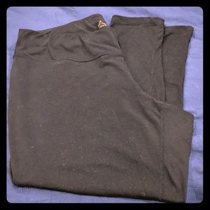 Aspire black leggings. Size 2X